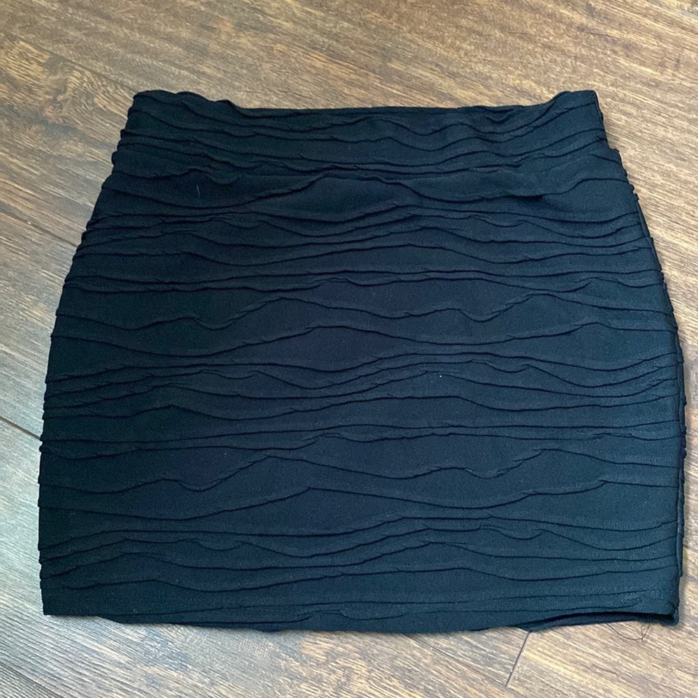 Black mini skirt xs